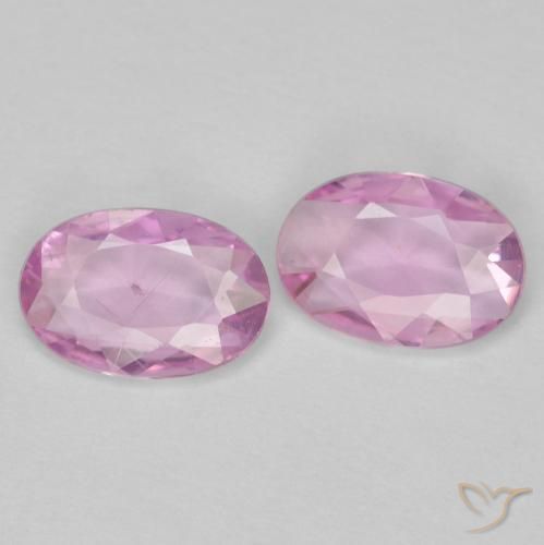 Shop natural 0.72ct 非常に薄いロイヤルパープルピンク サファイア gems, 楕円形, from タンザニア at GemSelect. In stock, global shipping!
