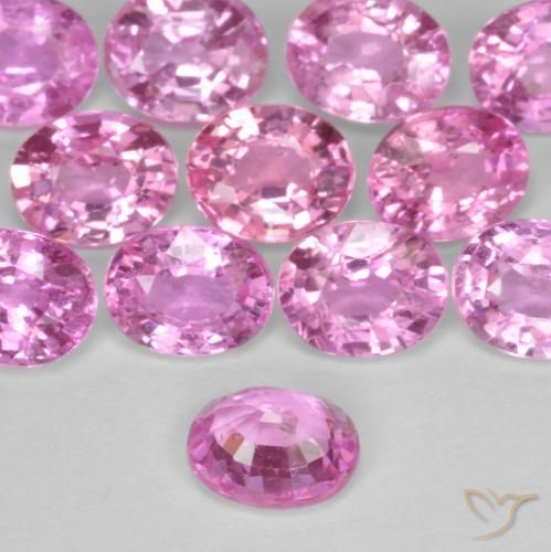 0.40カラットの天然ディープピンクサファイア、オーバルカット、VS