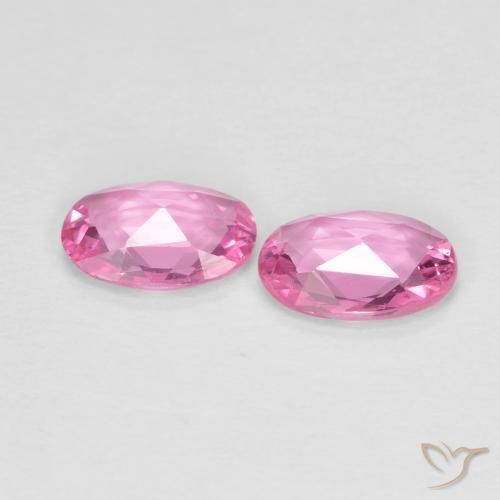 Shop natural 0.88ct 濃いピンク サファイア gems, 楕円形, from マダガスカル at GemSelect. In stock, global shipping!