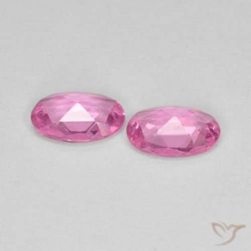 Shop natural 0.73ct ロイヤルパープルピンク サファイア gems, 楕円形, from マダガスカル at GemSelect. In stock, global shipping!
