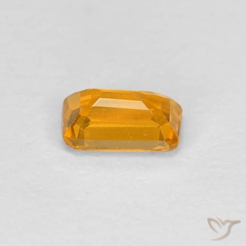 0.38カラットの天然ミディアムオレンジゴールドサファイア、八角形 / エメラルドカット、VVS