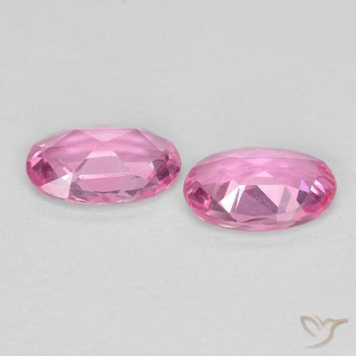 Shop natural 0.80ct 濃いピンク サファイア gems, 楕円形, from マダガスカル at GemSelect. In stock, global shipping!