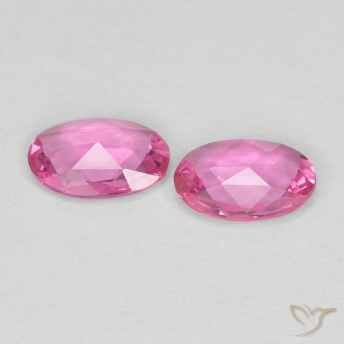Shop natural 0.62ct ディープピンク サファイア gems, 楕円形, from マダガスカル at GemSelect. In stock, global shipping!