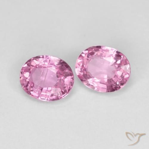 Shop natural 0.86ct 非常に薄いロイヤルパープルピンク サファイア gems, 楕円形, from マダガスカル at GemSelect. In stock, global shipping!