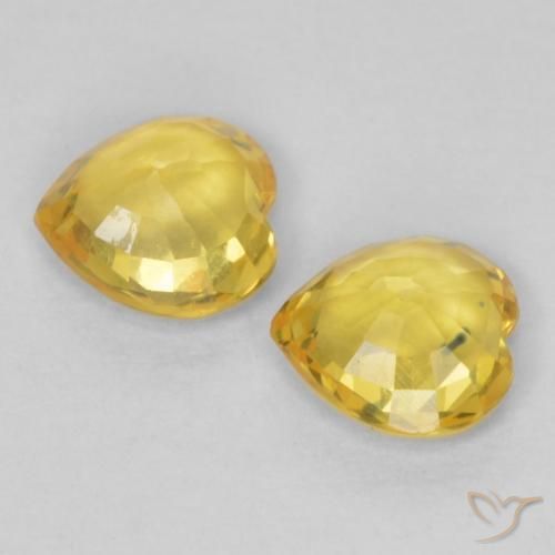 Shop natural 0.78ct ゴールデンオレンジ サファイア gems, 心臓, from タンザニア at GemSelect. In stock, global shipping!