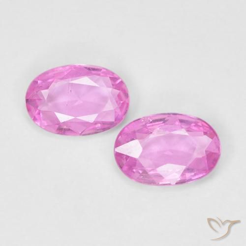 Shop natural 0.72ct ホットピンク サファイア gems, 楕円形, from マダガスカル at GemSelect. In stock, global shipping!