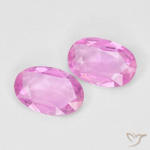 Shop natural 0.77ct ミディアムパープル サファイア gems, 楕円形, from マダガスカル at GemSelect. In stock, global shipping!
