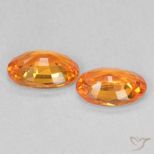 Shop natural 1.07ct 鮮やかなオレンジ サファイア gems, 楕円形, from タンザニア at GemSelect. In stock, global shipping!