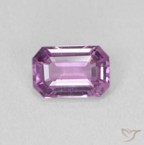 0.69ct 天然 ミディアムパープル サファイア, エメラルドカット, VVS-VS