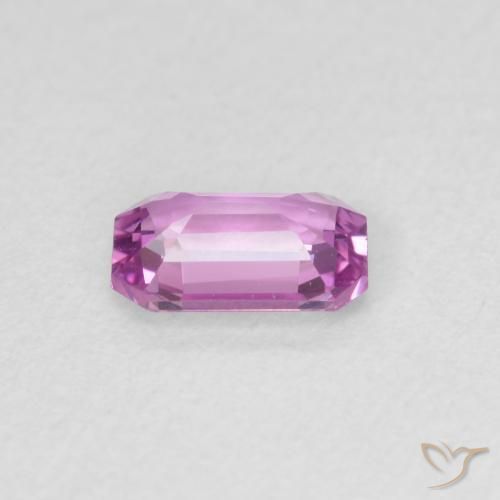 0.62カラットの天然Medium Light-Purpleサファイア、八角形 / エメラルドカット、VVS