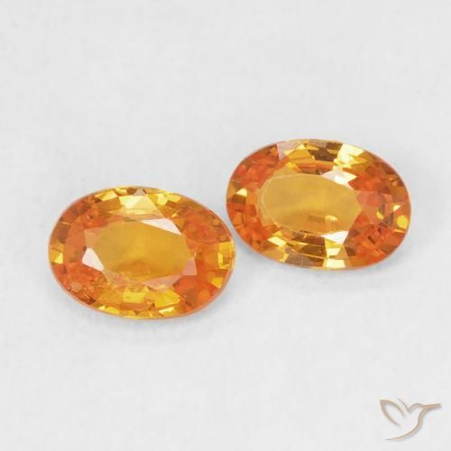 Shop natural 0.98ct ミディアムオレンジ サファイア gems, 楕円形, from タンザニア at GemSelect. In stock, global shipping!