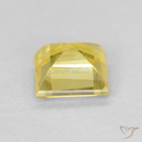 0.64カラットの天然Medium Light-Yellowサファイア、四角形、VS