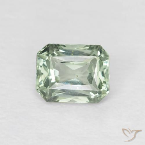 0.53ct 天然 フォレストグリーン サファイア, エメラルドカット, VVS