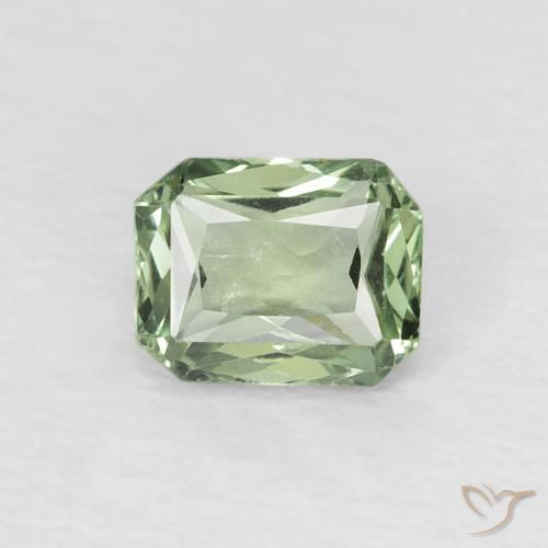 0.56ct 天然 Medium Light Green サファイア, エメラルドカット, VVS