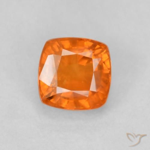 0.70ct 天然 ファイアオレンジ サファイア, クッション, VS