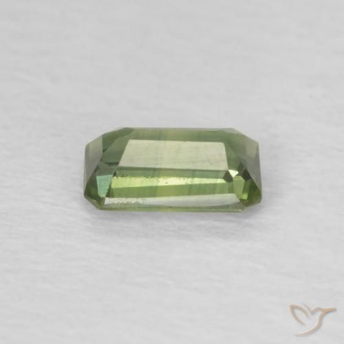 0.40カラットの天然薄いフォレストグリーンサファイア、八角形 / エメラルドカット、VVS-VS