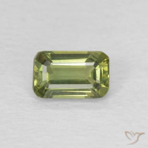 0.46ct 天然 ウォームグリーン サファイア, エメラルドカット, VVS-VS