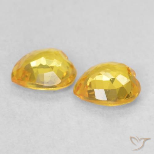 Shop natural 0.78ct ゴールド サファイア gems, 心臓, from タンザニア at GemSelect. In stock, global shipping!