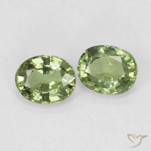 Shop natural 0.83ct ウォームグリーン サファイア gems, 楕円形, from マダガスカル at GemSelect. In stock, global shipping!