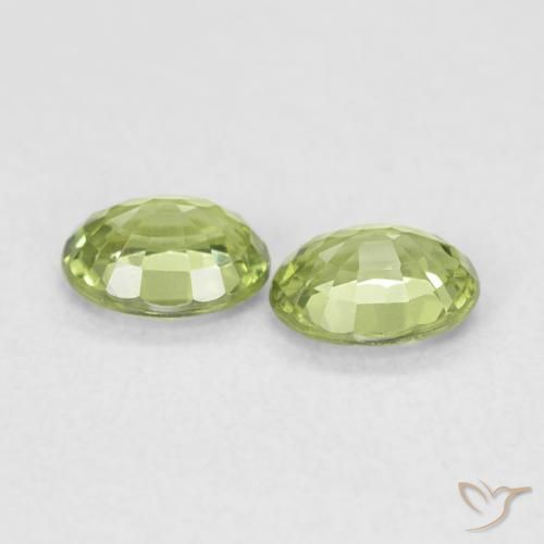 Shop natural 0.71ct 薄いフォレストグリーン サファイア gems, 楕円形, from マダガスカル at GemSelect. In stock, global shipping!