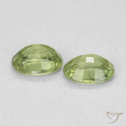 Shop natural 0.85ct ミディアムグリーン サファイア gems, 楕円形, from マダガスカル at GemSelect. In stock, global shipping!