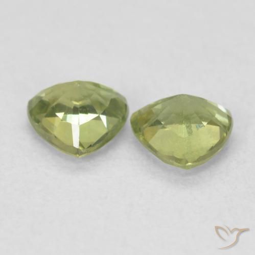 Shop natural 0.67ct 黄みがかったグリーン サファイア gems, トリリオン, from マダガスカル at GemSelect. In stock, global shipping!