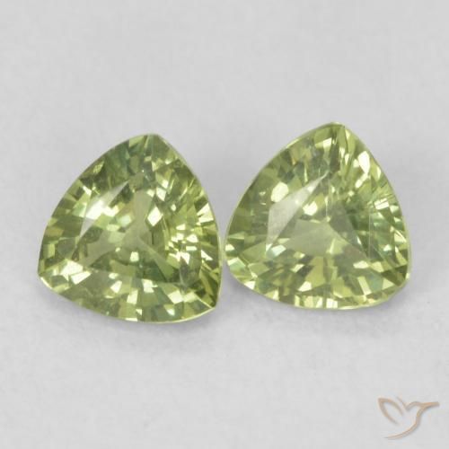Shop natural 0.68ct アースグリーン サファイア gems, トリリオン, from マダガスカル at GemSelect. In stock, global shipping!