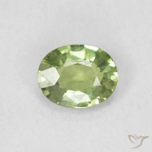 0.39ct 天然 ウォームグリーン サファイア, 楕円形, VVS-VS