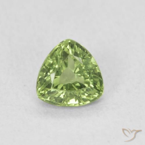 0.46ct 天然 ミディアムグリーン サファイア, トリリオン, VVS-VS