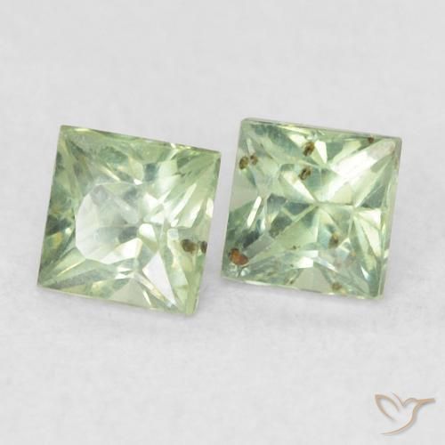 Shop natural 0.47ct ミディアムグリーン サファイア gems, 四角形, from タンザニア at GemSelect. In stock, global shipping!