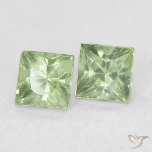 Shop natural 0.43ct ミディアムグリーン サファイア gems, 四角形, from タンザニア at GemSelect. In stock, global shipping!