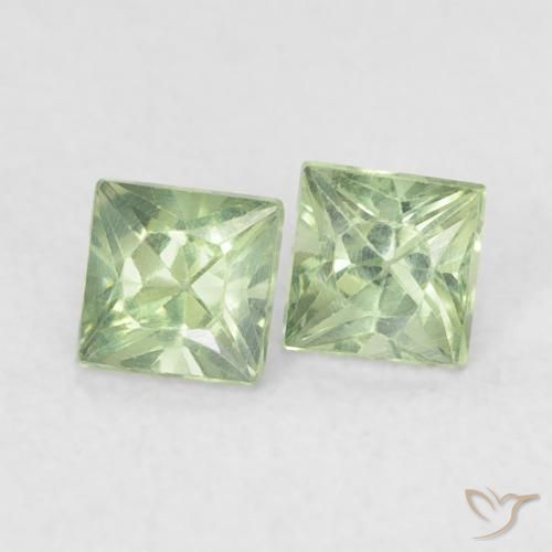 Shop natural 0.44ct 薄いセージグリーン サファイア gems, 四角形, from タンザニア at GemSelect. In stock, global shipping!