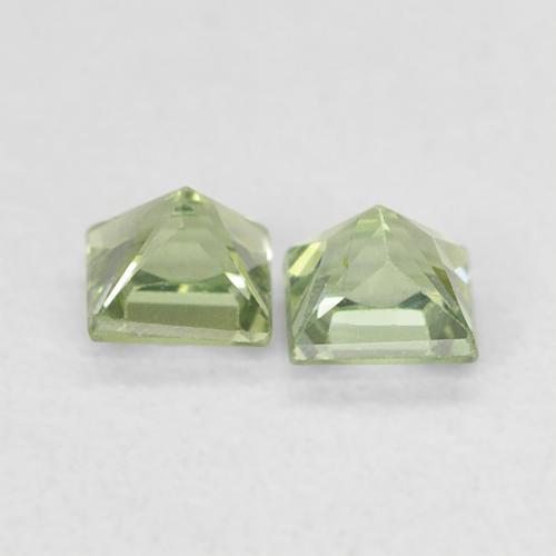 Shop natural 0.43ct ライトグリーン サファイア gems, 四角形, from タンザニア at GemSelect. In stock, global shipping!