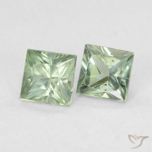 Shop natural 0.45ct 薄いセージグリーン サファイア gems, 四角形, from タンザニア at GemSelect. In stock, global shipping!