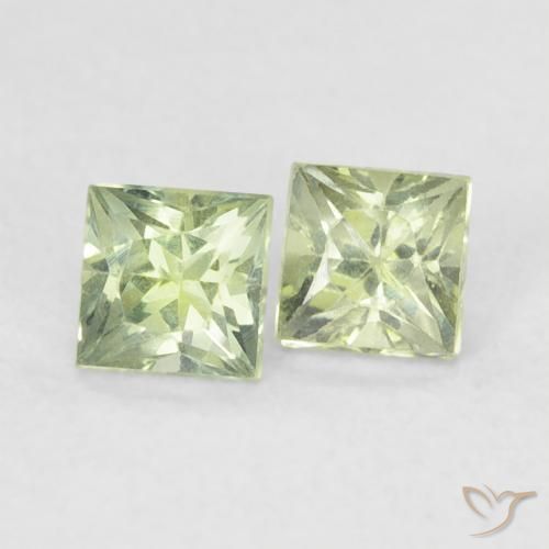 Shop natural 0.44ct 薄いセージグリーン サファイア gems, 四角形, from タンザニア at GemSelect. In stock, global shipping!