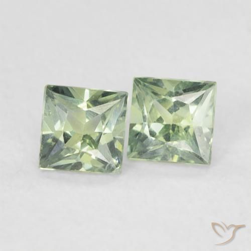 Shop natural 0.39ct 薄いフォレストグリーン サファイア gems, 四角形, from タンザニア at GemSelect. In stock, global shipping!