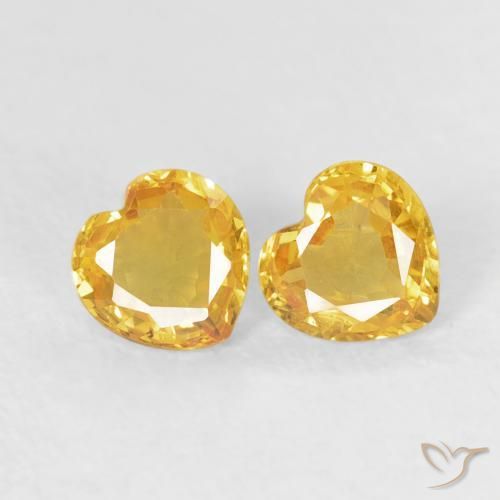 Shop natural 0.80ct ゴールド サファイア gems, 心臓, from モザンビーグ at GemSelect. In stock, global shipping!