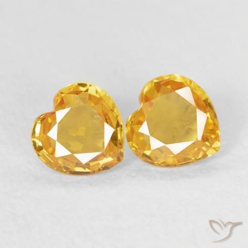 Shop natural 0.71ct 明るいゴールド サファイア gems, 心臓, from モザンビーグ at GemSelect. In stock, global shipping!