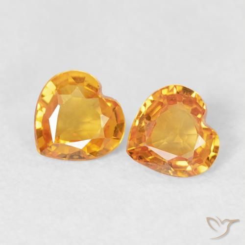 Shop natural 0.69ct ミディアムオレンジ サファイア gems, 心臓, from モザンビーグ at GemSelect. In stock, global shipping!