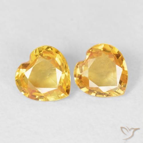 Shop natural 0.72ct ミディアムゴールデン サファイア gems, 心臓, from モザンビーグ at GemSelect. In stock, global shipping!