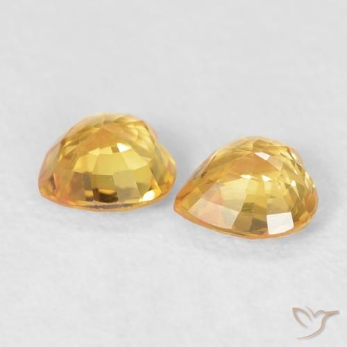 Shop natural 0.93ct 明るいゴールド サファイア gems, 心臓, from モザンビーグ at GemSelect. In stock, global shipping!