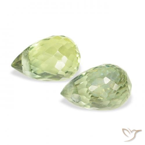 Shop natural 0.89ct 薄いライムグリーン サファイア gems, ブリオレット, from タンザニア at GemSelect. In stock, global shipping!