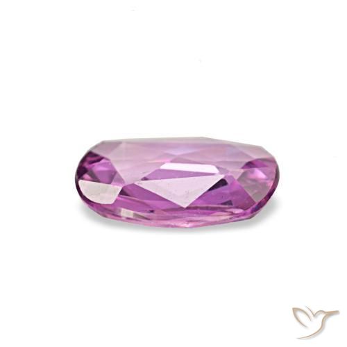 0.44カラットの天然Medium Light-Purpleサファイア（6.1×4.8 mm・オーバルカット）