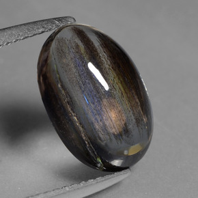 3.55カラットの天然レインボーカラースキャポライト、オーバルカット、透明