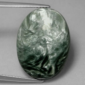10.79カラットの天然グリーンセラフィナイト（20.1×15.1 mm・オーバルカット）