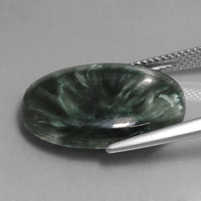 12.14カラットの天然グリーンセラフィナイト、オーバルカット、オペーク
