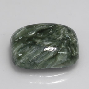5.71カラットの天然グリーンセラフィナイト（14×10.1 mm・クッションカット）