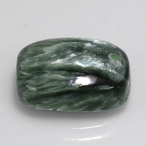 5.76カラットの天然グリーンセラフィナイト（14.1×9.7 mm・クッションカット）