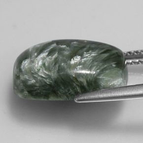 6.08カラットの天然グリーンセラフィナイト、クッションカット、オペーク