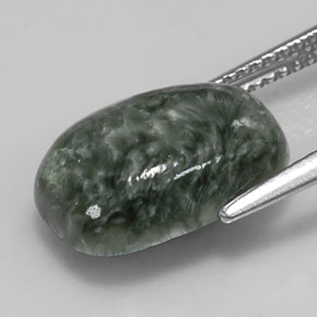 5.55カラットの天然グリーンセラフィナイト（14×9.8 mm・クッションカット）